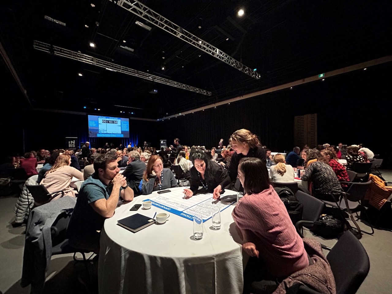 Groupe en discussion